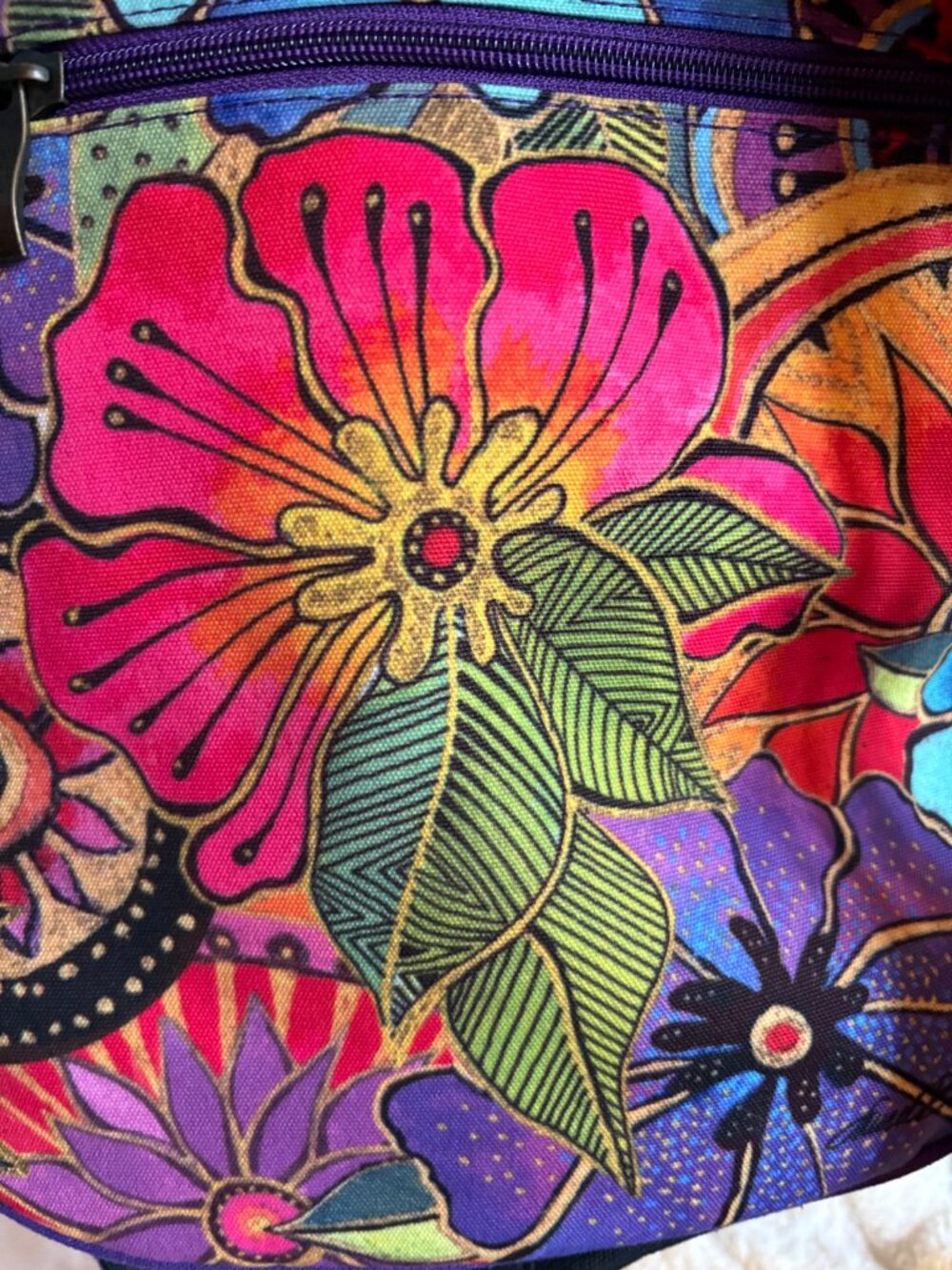 NWOT Laurel Burch Floral Crossbody Purse. - Picture 8 of 10